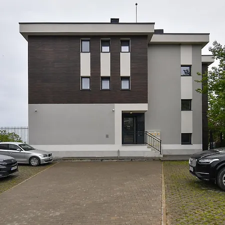 Apartment Free Parking & Super Calm & Wifi